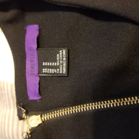 Forever 21 - Picture 3 of 3